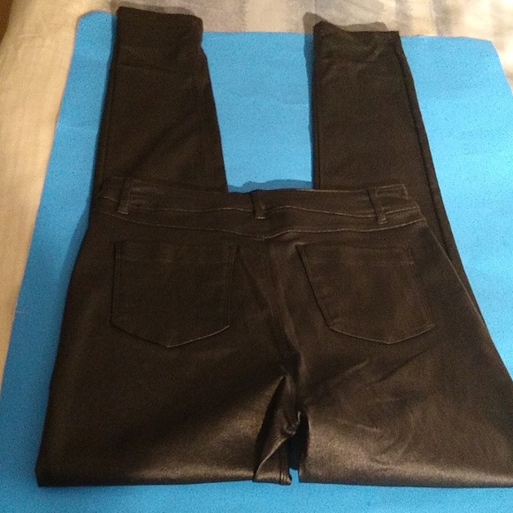 BNWT Stella Luce black faux leather jeans/ pants size medium - Picture 5 of 7